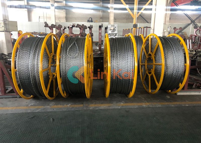 Exportare transmissionis Lineae Stringing Equipment in Americam Meridionalem